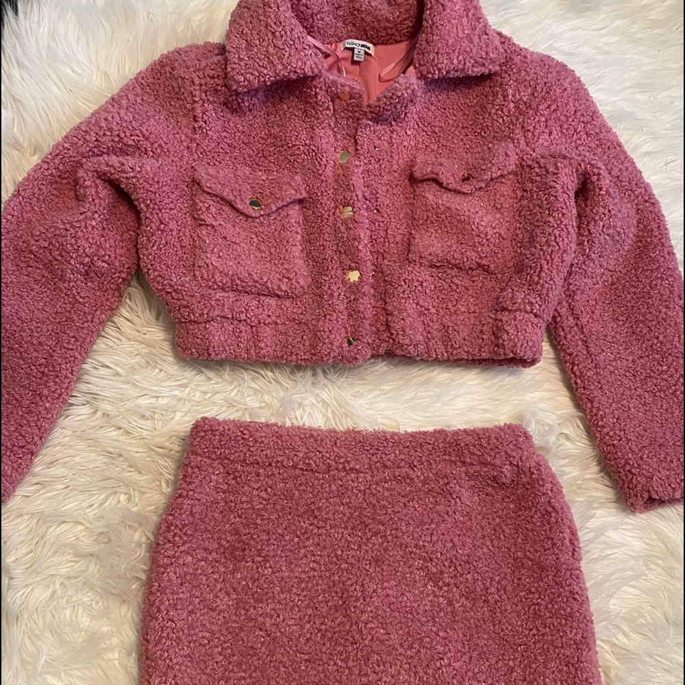 FASHION NOVA 2 piece skirt set